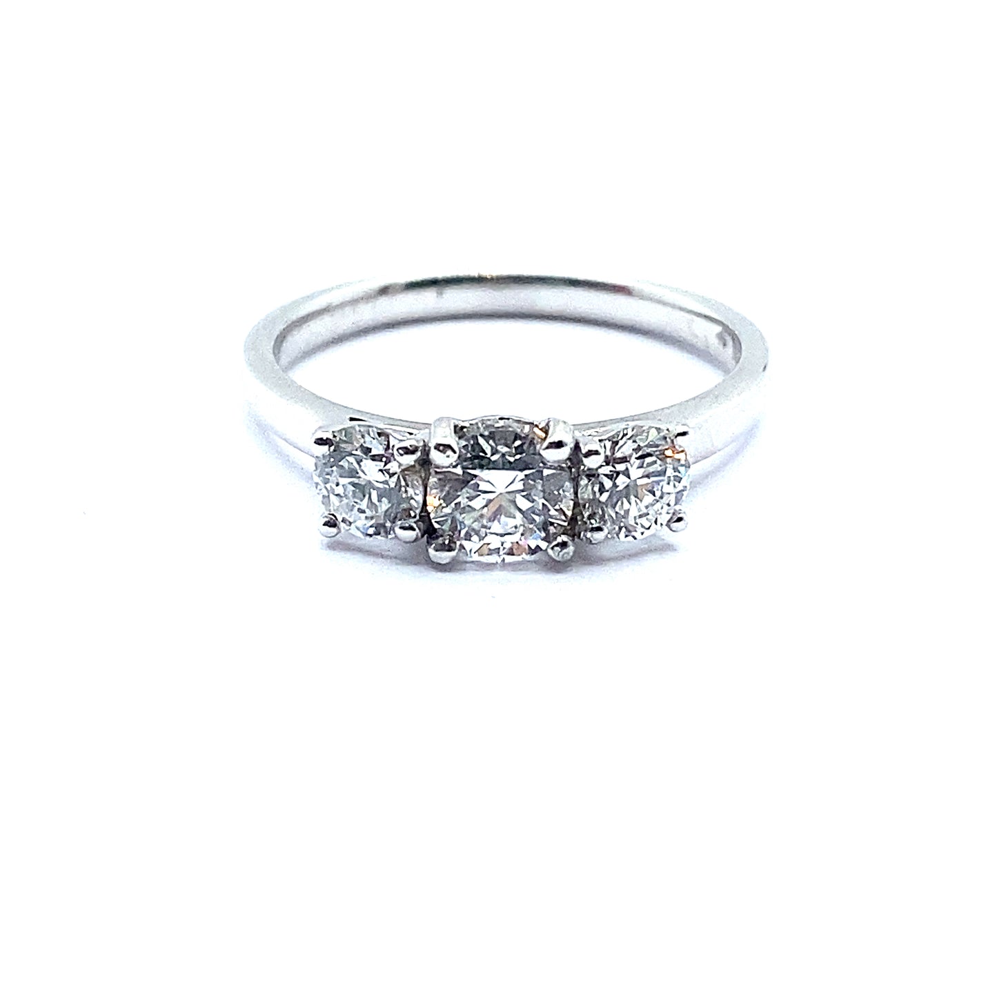 18ct White Gold Ring with Three Diamonds (Four Clawset)