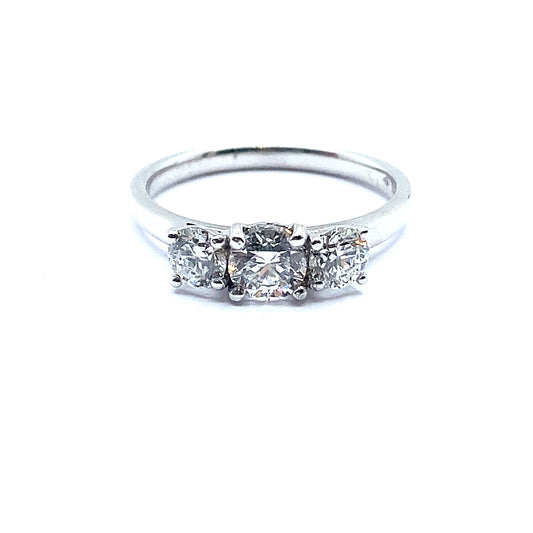 18ct White Gold Ring with Three Diamonds (Four Clawset)