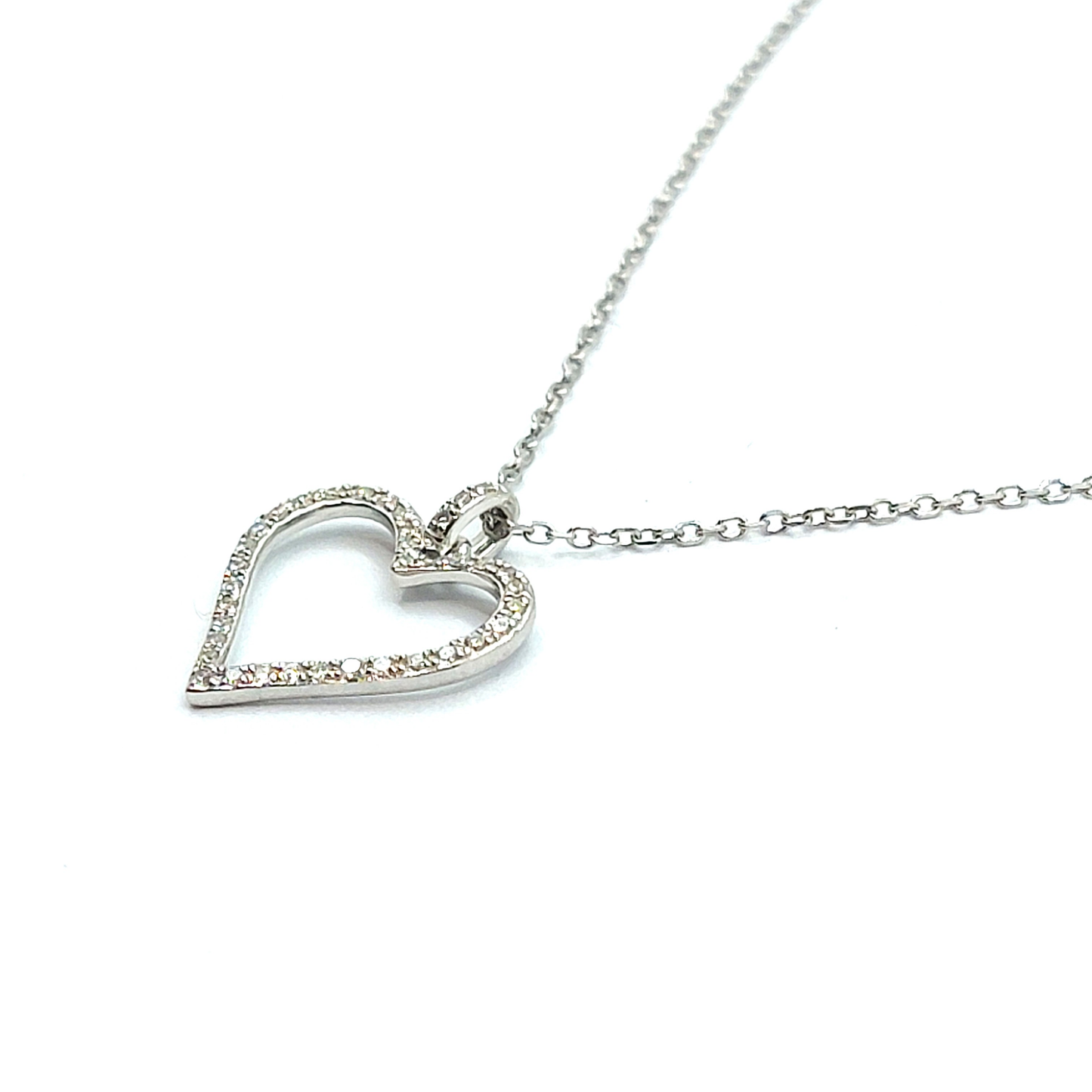 9ct White Gold Diamond Heart Pendant Necklace